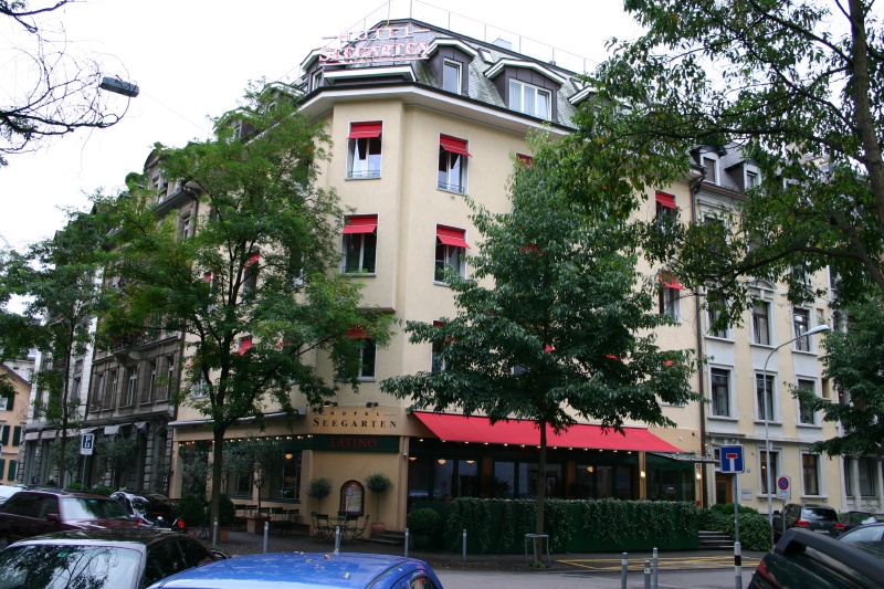 2005/09(September)/Zurich/800x600_2005-09-12-Zurich-29-Sea-Garten-hotel.JPG