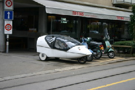 2005-09-12-Zurich-31-covered-bike.JPG