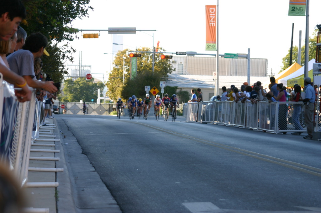2005/10(October)/Amli-Criterion/1024x768_2005-10-22-Amli-Crit-03.JPG