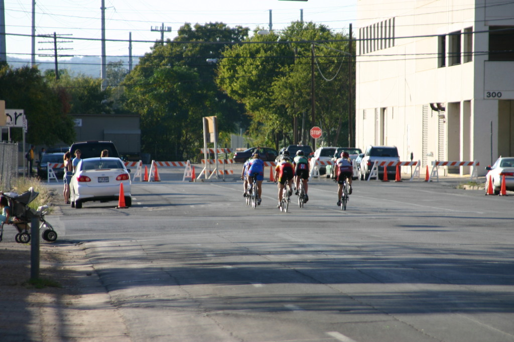 2005/10(October)/Amli-Criterion/1024x768_2005-10-22-Amli-Crit-23.JPG