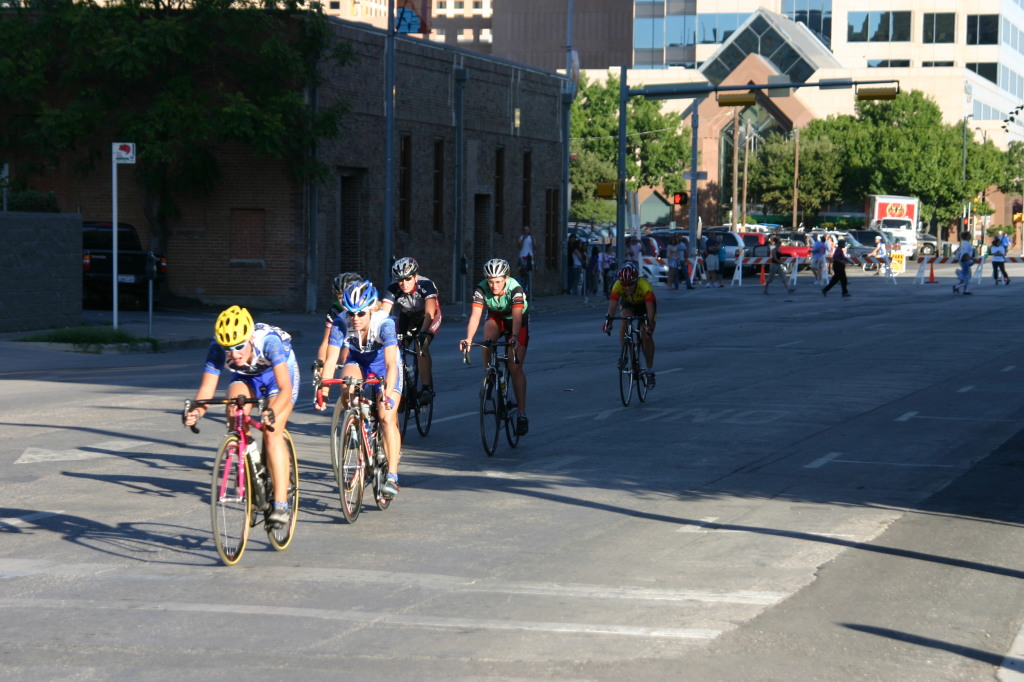 2005/10(October)/Amli-Criterion/1024x768_2005-10-22-Amli-Crit-28.JPG