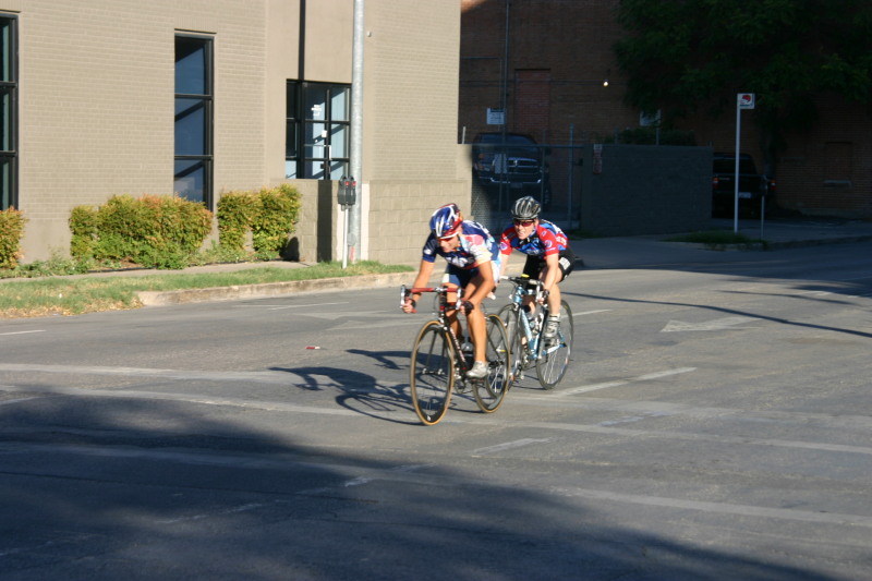 2005/10(October)/Amli-Criterion/800x600_2005-10-22-Amli-Crit-24.JPG