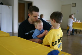 2005-10-02-Chance-6th-Bday-19-Josh-Ian-Dax.JPG