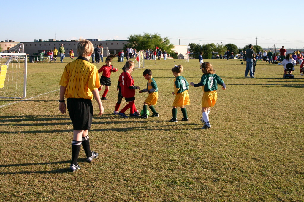 2005/10(October)/Chance-Soccer/1024x768_2005-10-08-Soccer-02-Chance.JPG