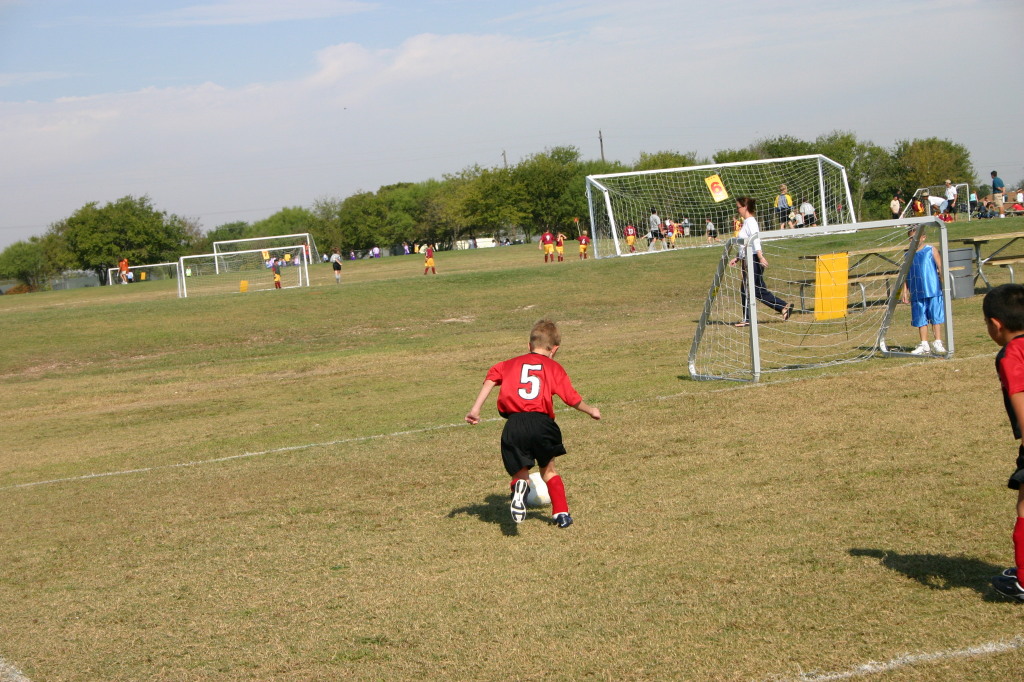 2005/10(October)/Chance-Soccer/1024x768_2005-10-15-Soccer-11-Chance.JPG