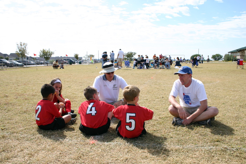 2005/10(October)/Chance-Soccer/1024x768_2005-10-29-Soccer-08-Brooke-Sam-Matthew-Chance-Mark.JPG