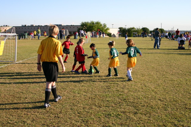 2005/10(October)/Chance-Soccer/640x480_2005-10-08-Soccer-02-Chance.JPG