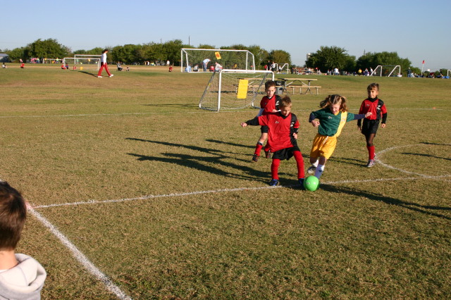2005/10(October)/Chance-Soccer/640x480_2005-10-08-Soccer-05-Chance.JPG