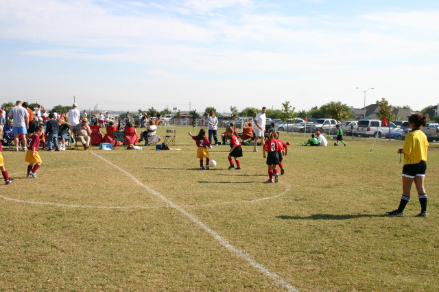 2005/10(October)/Chance-Soccer/640x480_2005-10-15-Soccer-05-Chance.JPG