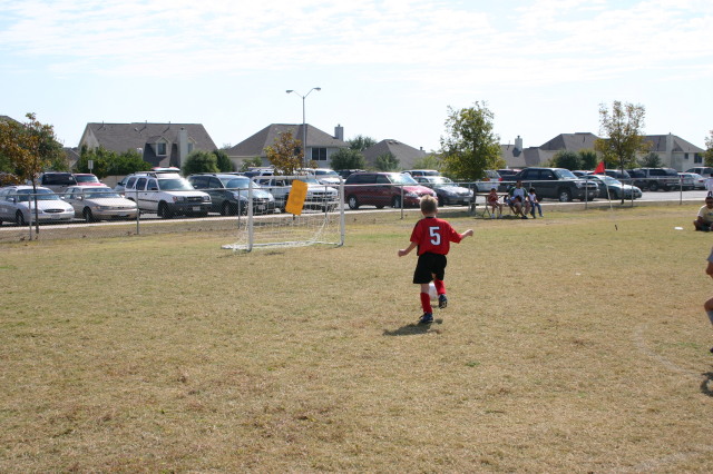 2005/10(October)/Chance-Soccer/640x480_2005-10-29-Soccer-13-Chance.JPG