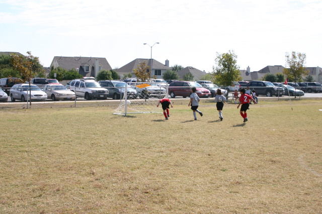 2005-10-29-Soccer-16-Chance.JPG