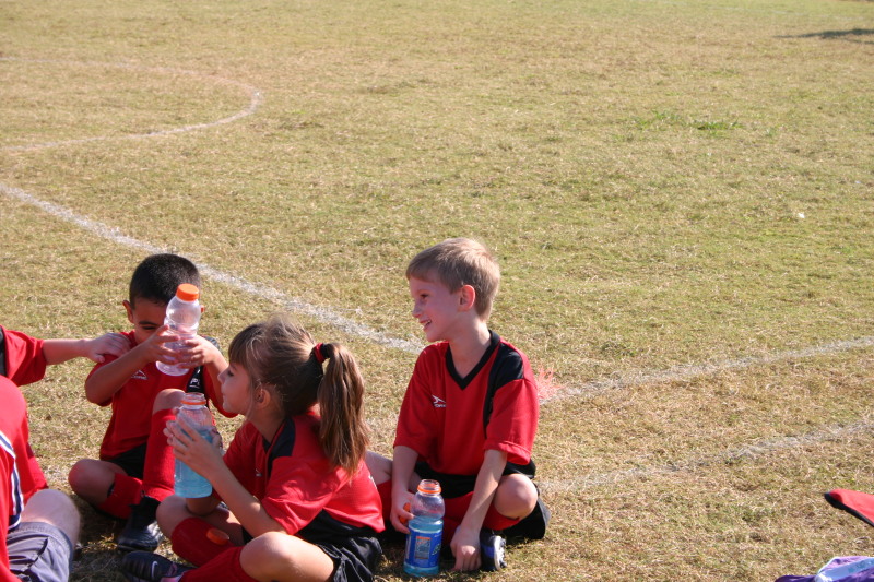 2005/10(October)/Chance-Soccer/800x600_2005-10-15-Soccer-02-Sam-Alex-Chance.JPG