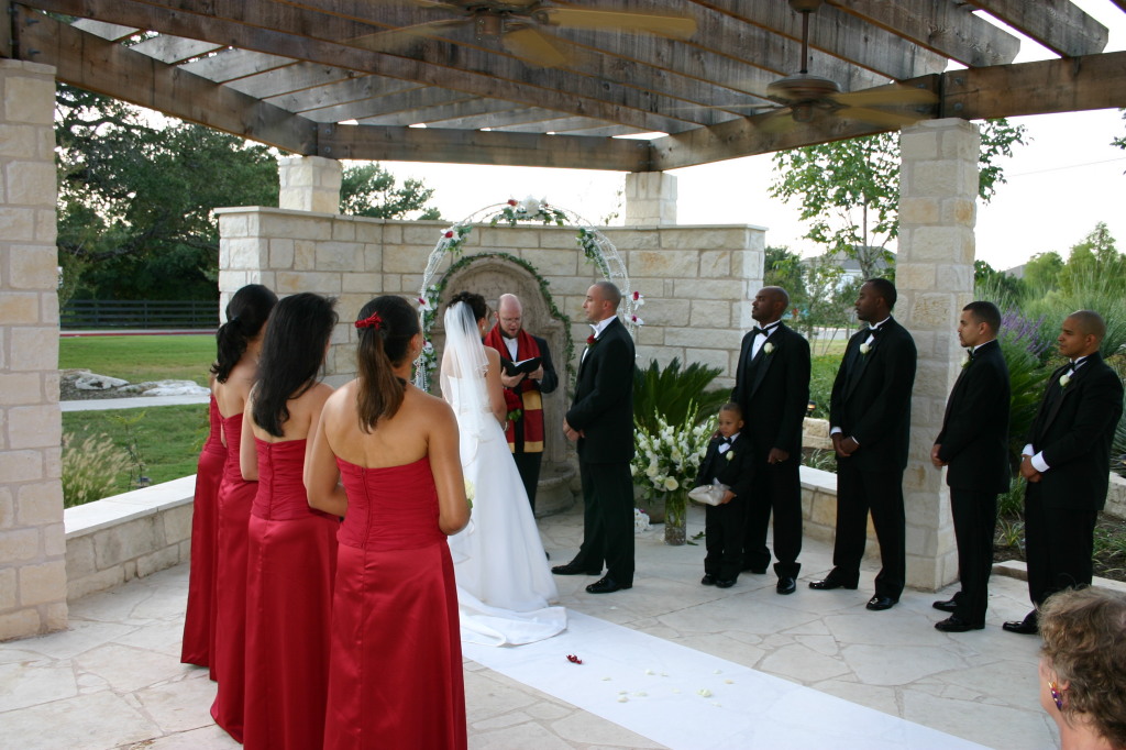 2005/10(October)/Charlotte-Byron-wedding/1024x768_2005-10-01-Byron-Charlotte-Davis-wedding-016.JPG