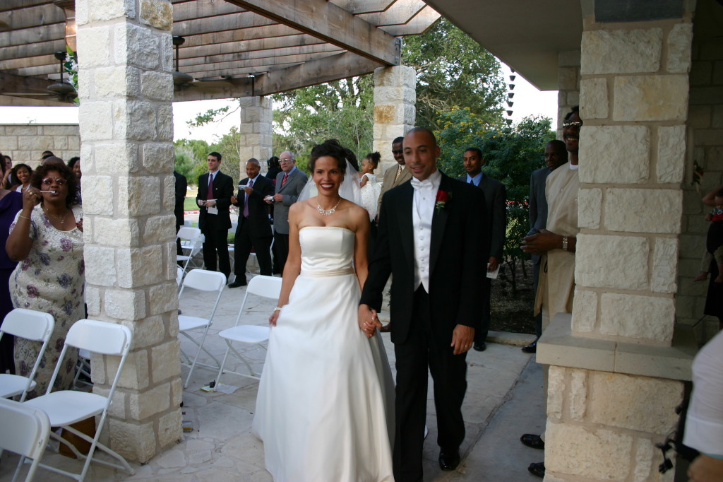 2005/10(October)/Charlotte-Byron-wedding/1024x768_2005-10-01-Byron-Charlotte-Davis-wedding-033.JPG