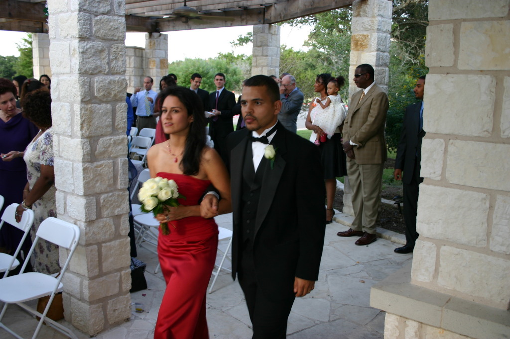 2005/10(October)/Charlotte-Byron-wedding/1024x768_2005-10-01-Byron-Charlotte-Davis-wedding-038.JPG