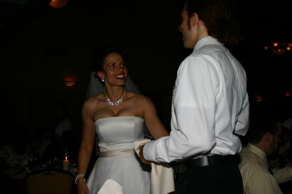 2005/10(October)/Charlotte-Byron-wedding/1024x768_2005-10-01-Byron-Charlotte-Davis-wedding-091.JPG