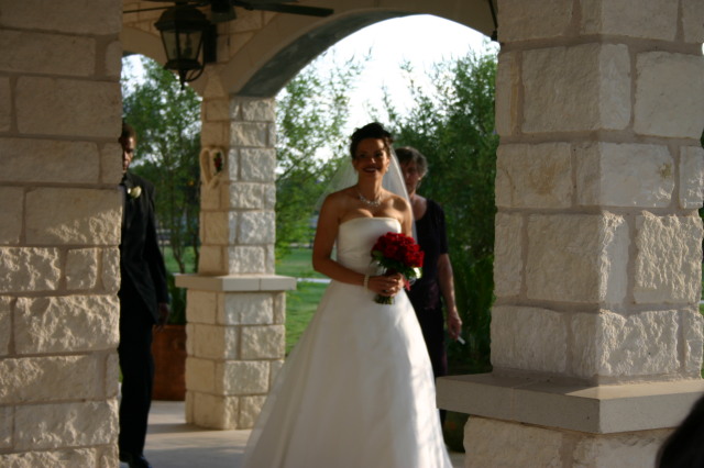 2005/10(October)/Charlotte-Byron-wedding/640x480_2005-10-01-Byron-Charlotte-Davis-wedding-009.JPG