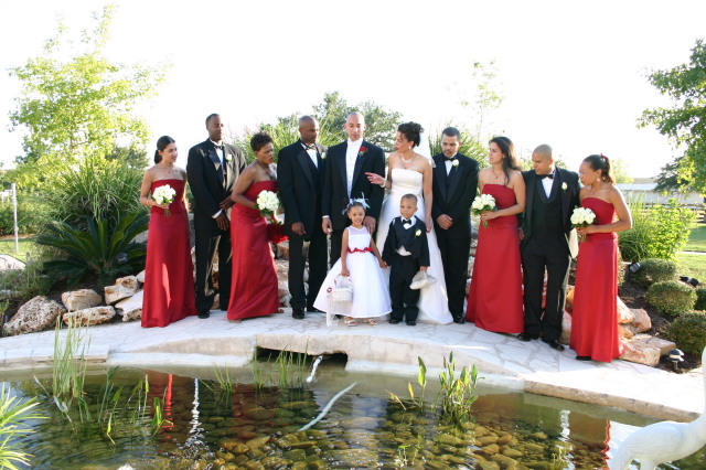 2005/10(October)/Charlotte-Byron-wedding/640x480_2005-10-01-Byron-Charlotte-Davis-wedding-042.JPG