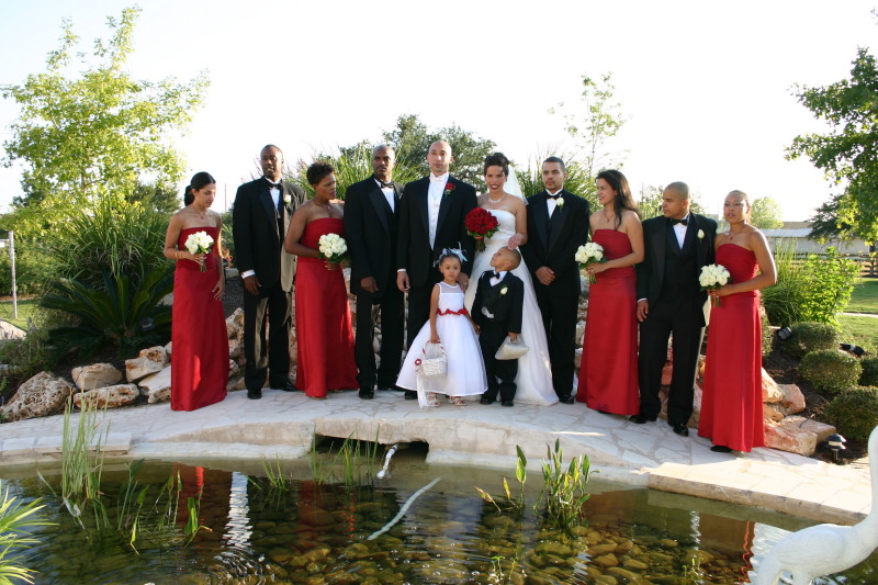 2005/10(October)/Charlotte-Byron-wedding/800x600_2005-10-01-Byron-Charlotte-Davis-wedding-043.JPG