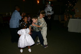 2005-10-01-Byron-Charlotte-Davis-wedding-085-Dax-dancing.JPG