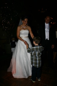 2005-10-01-Byron-Charlotte-Davis-wedding-121-dancing-Dax.JPG