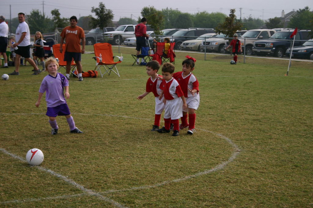 2005/10(October)/Dax-Soccer/1024x768_2005-10-01-Soccer-3-Dax.JPG