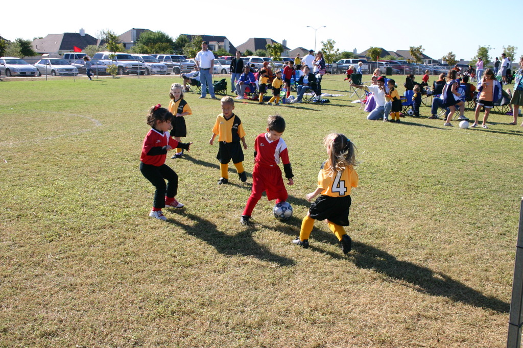 2005/10(October)/Dax-Soccer/1024x768_2005-10-08-Soccer-29-Dax.JPG