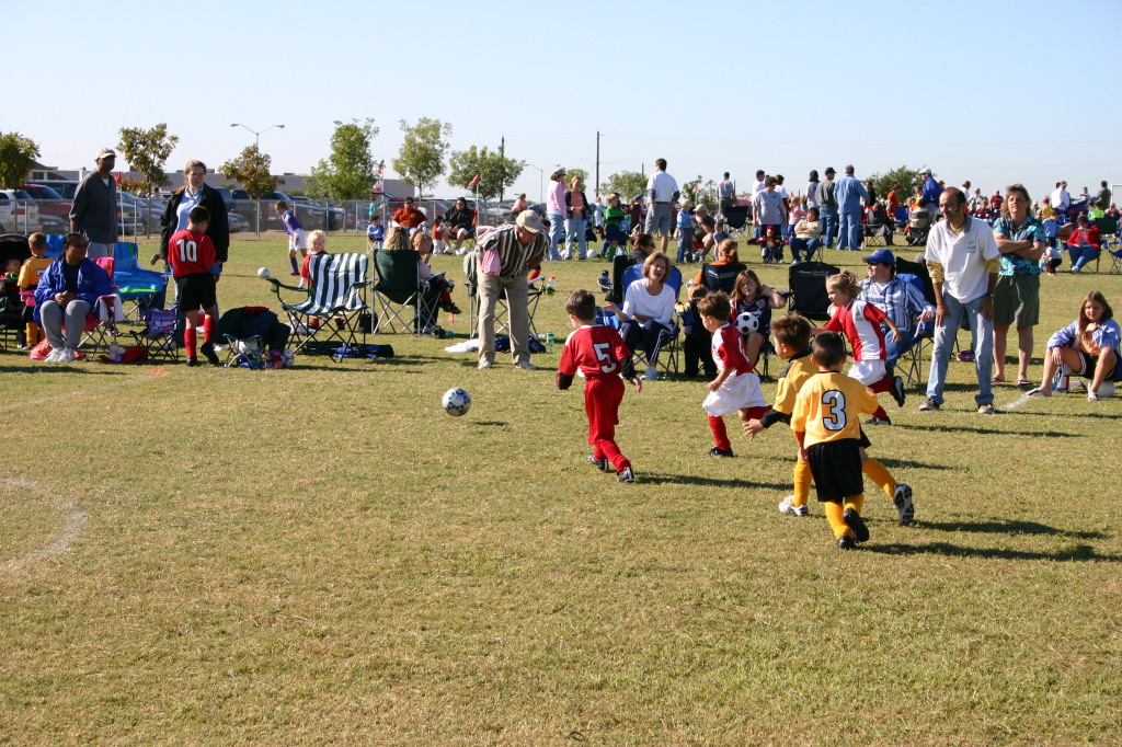 2005/10(October)/Dax-Soccer/1024x768_2005-10-08-Soccer-31-Dax.JPG