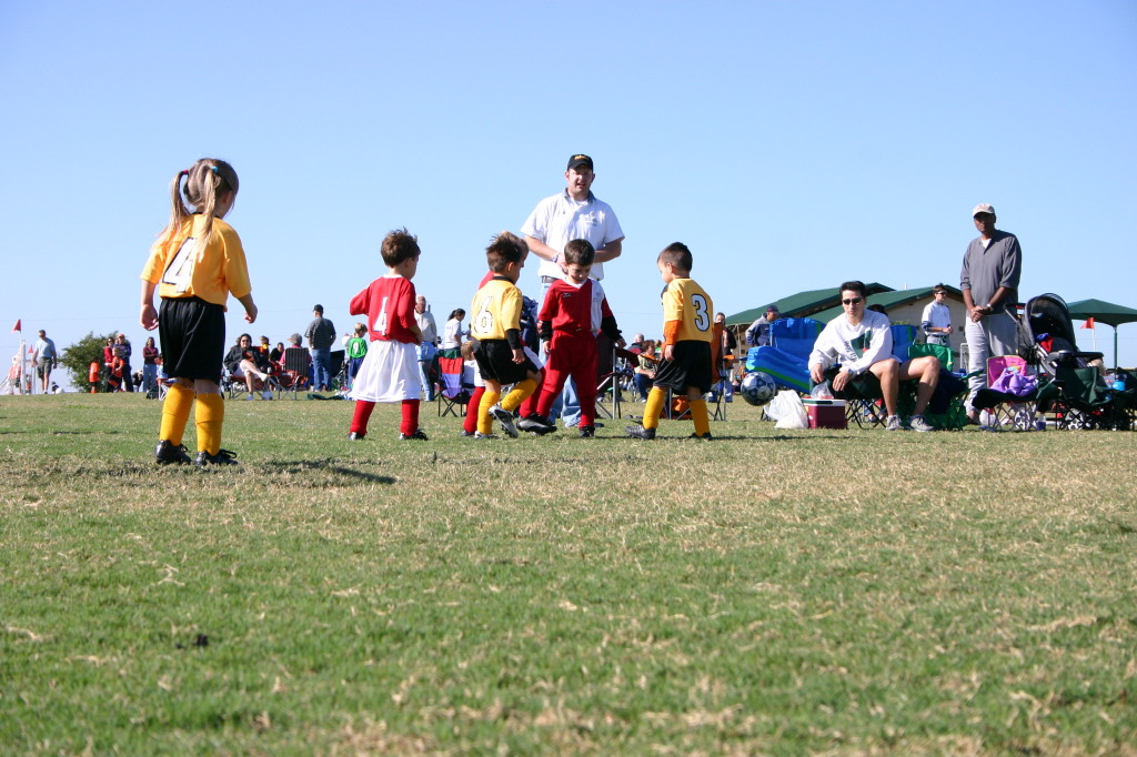 2005/10(October)/Dax-Soccer/1024x768_2005-10-08-Soccer-40-Dax.JPG
