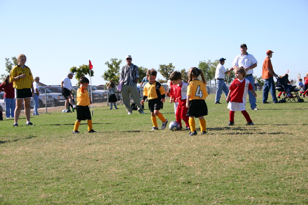 2005/10(October)/Dax-Soccer/1024x768_2005-10-08-Soccer-47-Dax.JPG