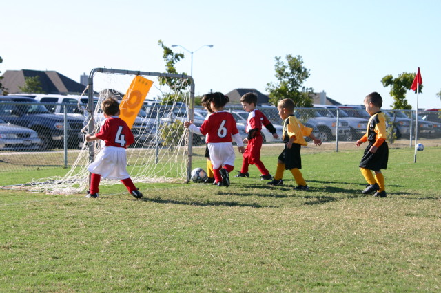 2005/10(October)/Dax-Soccer/640x480_2005-10-08-Soccer-14-Dax.JPG