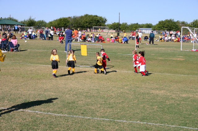 2005/10(October)/Dax-Soccer/640x480_2005-10-08-Soccer-28-Dax.JPG