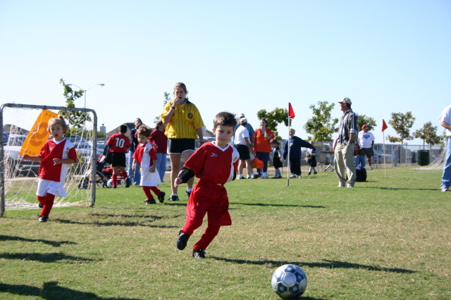 2005-10-08-Soccer-50-Dax.JPG