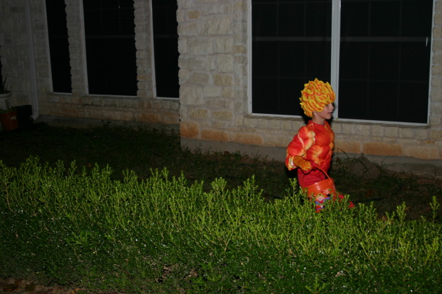 2005/10(October)/Halloween/640x480_2005-10-31-Halloween-7-Chance.JPG