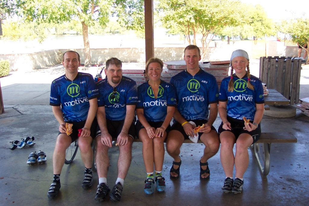 2005-10-15-Outlaw-100-mile-bike-Richard-Dave-Kathy-Travis-Anna.jpg