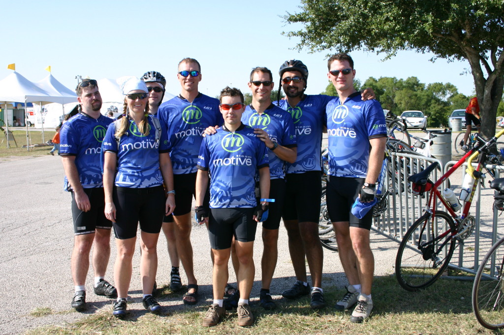 2005/10(October)/Ride-For-Roses-Team-Motive/1024x768_2005-10-23-Ride-for-Roses-08-Dave-Anna-Richard-Travis-Tom-Mike-Corey-Andy.JPG