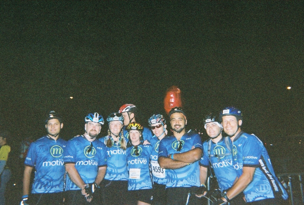 2005/10(October)/Ride-For-Roses-Team-Motive/1024x768_701622-R1-042-19A.jpg