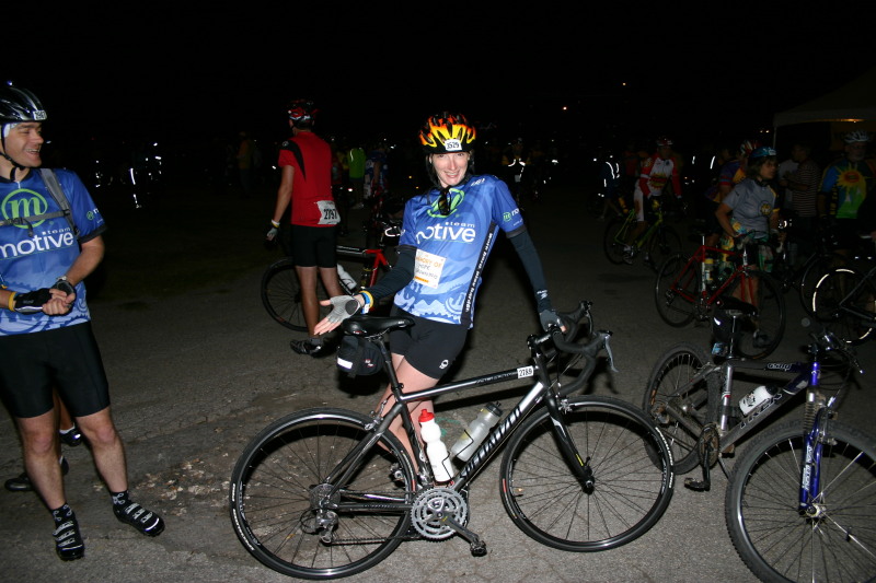2005/10(October)/Ride-For-Roses-Team-Motive/800x600_2005-10-23-Ride-for-Roses-01-Dino.JPG