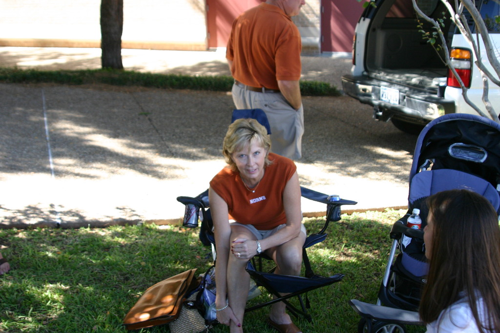 2005/10(October)/Texas-Tech-TailGate/2005-10-22-Texas-Tailgate-01-Janeen.JPG