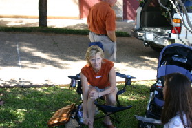 2005-10-22-Texas-Tailgate-01-Janeen.JPG