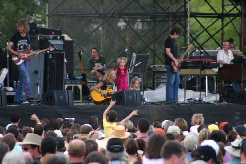 2005-10-02-Tour-of-Hope-71-Sheryl-Crow.JPG