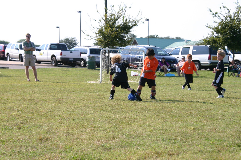 2005/10(October)/Vale-Soccer/1024x768_2005-10-16-Vale-Soccer-043.JPG