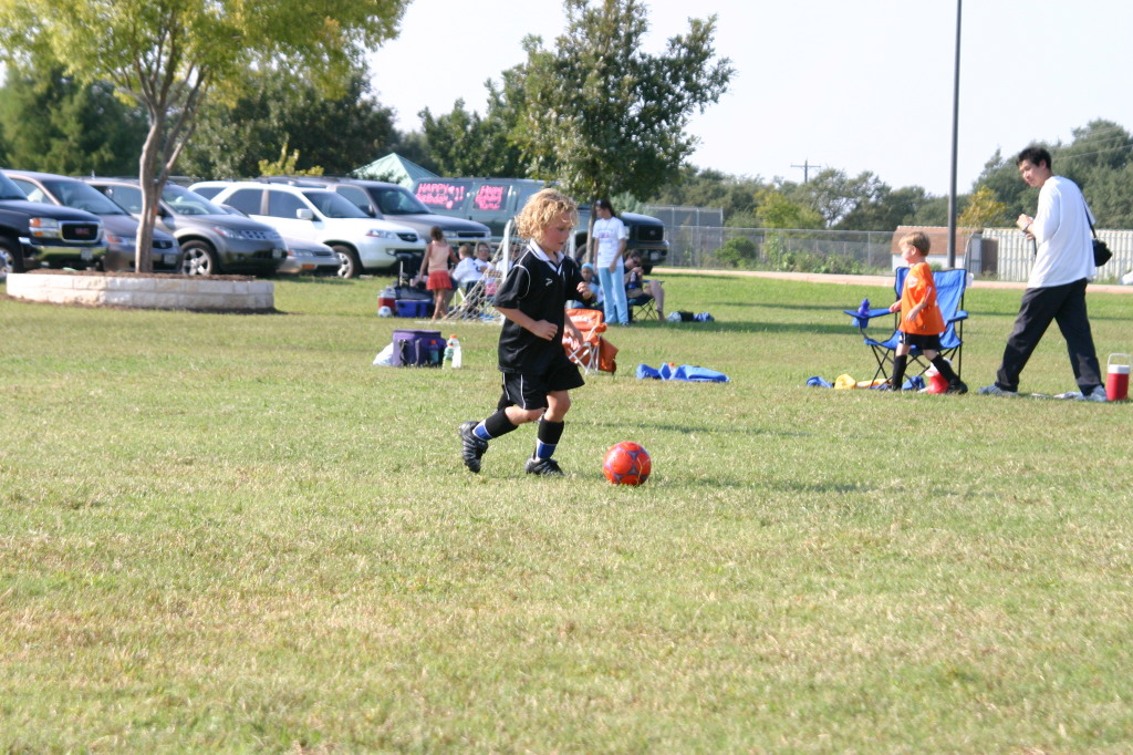 2005/10(October)/Vale-Soccer/1024x768_2005-10-16-Vale-Soccer-114.JPG
