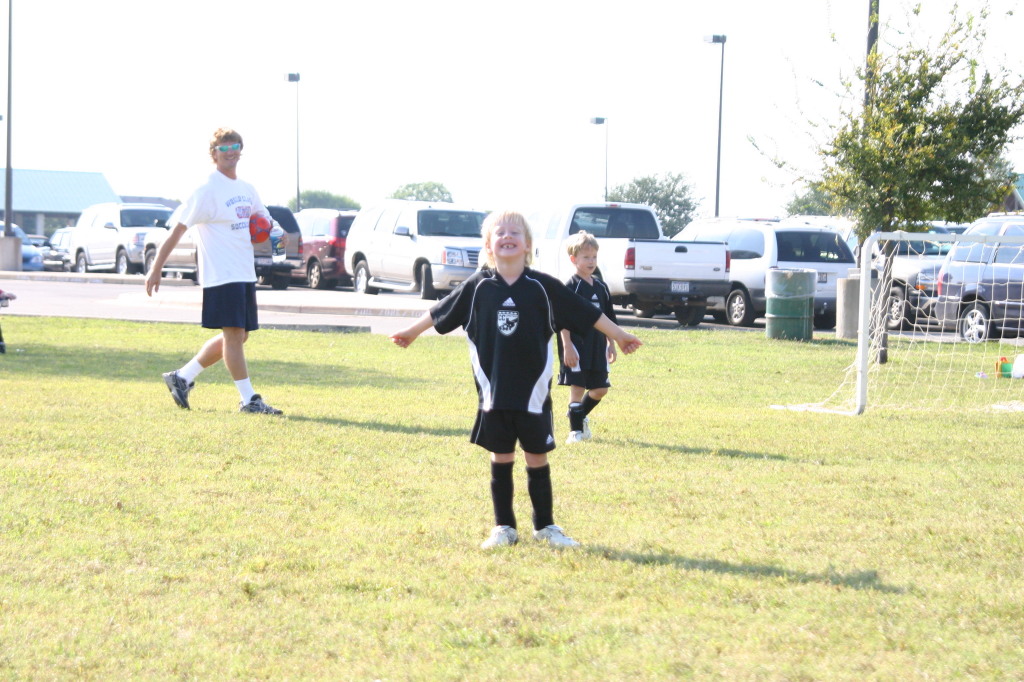2005/10(October)/Vale-Soccer/1024x768_2005-10-16-Vale-Soccer-124.JPG