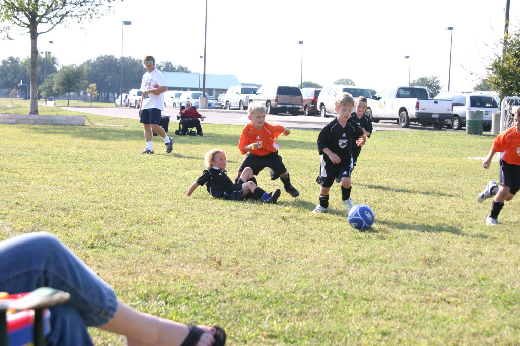 2005/10(October)/Vale-Soccer/1024x768_2005-10-16-Vale-Soccer-132.JPG