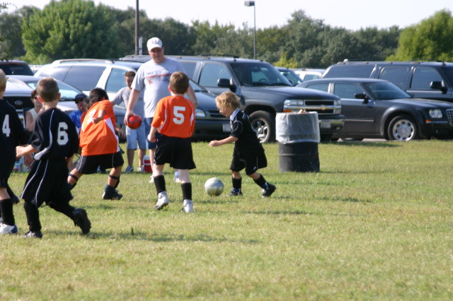 2005/10(October)/Vale-Soccer/640x480_2005-10-16-Vale-Soccer-014.JPG