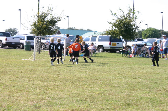 2005/10(October)/Vale-Soccer/640x480_2005-10-16-Vale-Soccer-023.JPG