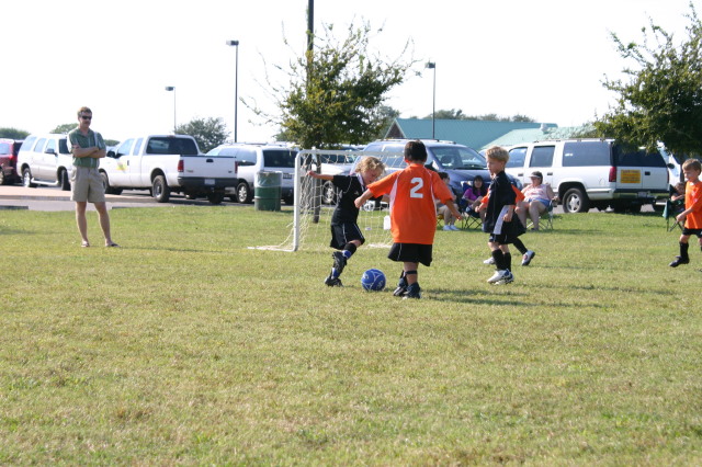 2005/10(October)/Vale-Soccer/640x480_2005-10-16-Vale-Soccer-044.JPG