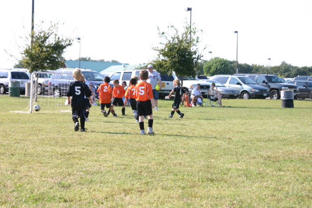 2005/10(October)/Vale-Soccer/640x480_2005-10-16-Vale-Soccer-067.JPG