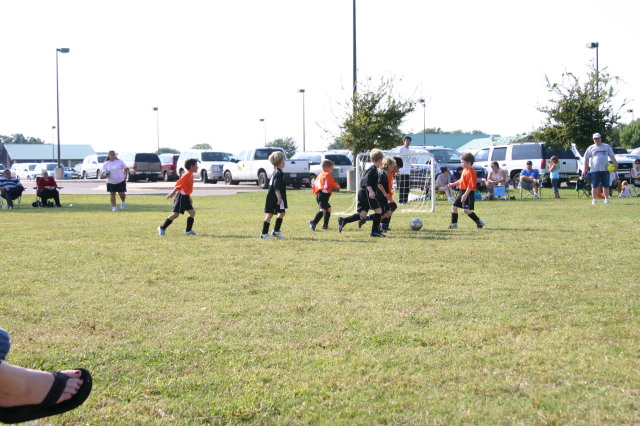 2005/10(October)/Vale-Soccer/640x480_2005-10-16-Vale-Soccer-077.JPG